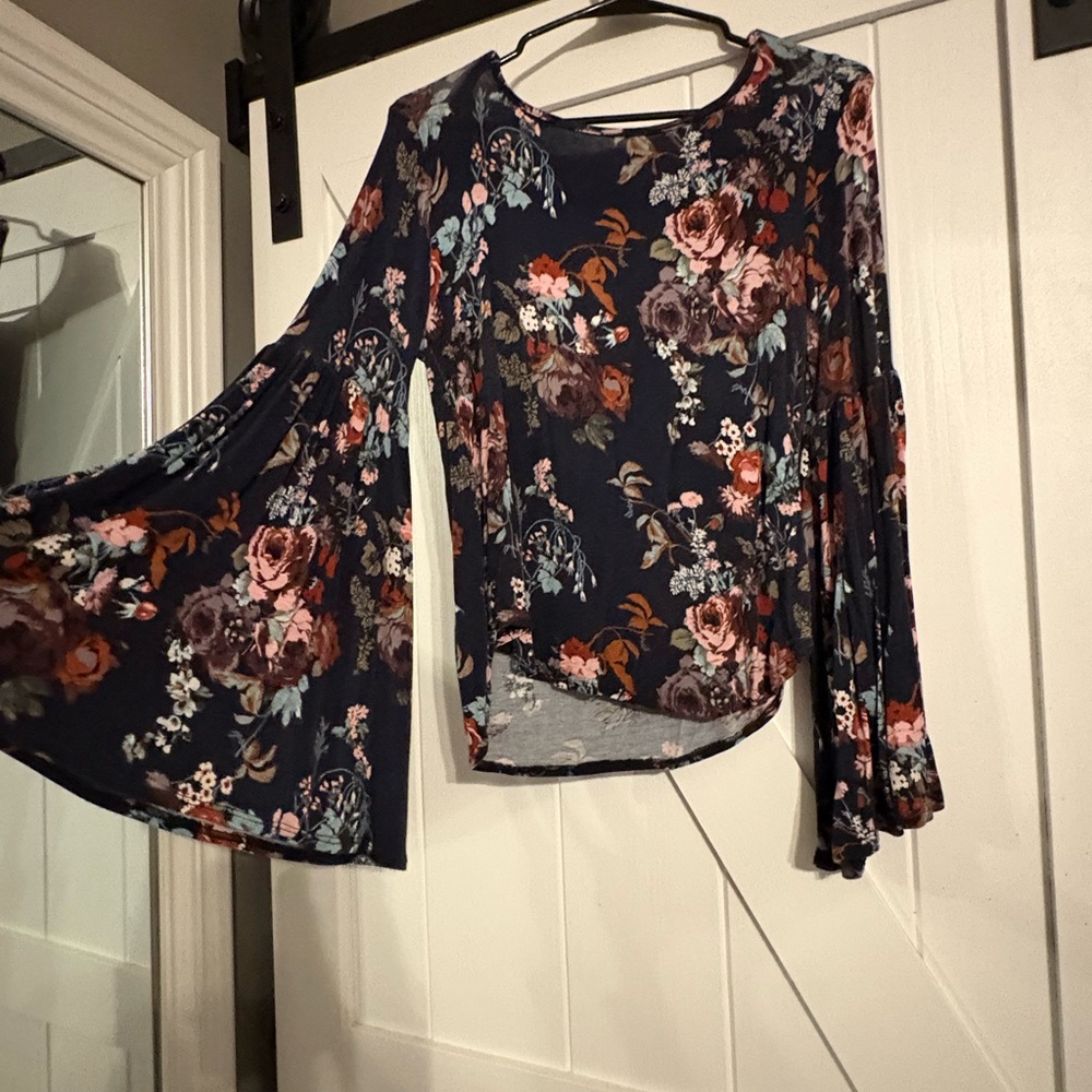 Floral Bell Sleeve Blouse